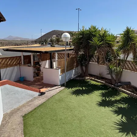 Casa Roja - Banama